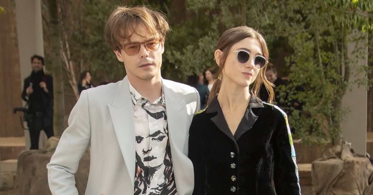 Stranger Things Charlie Heaton gets cozy with mystery girl