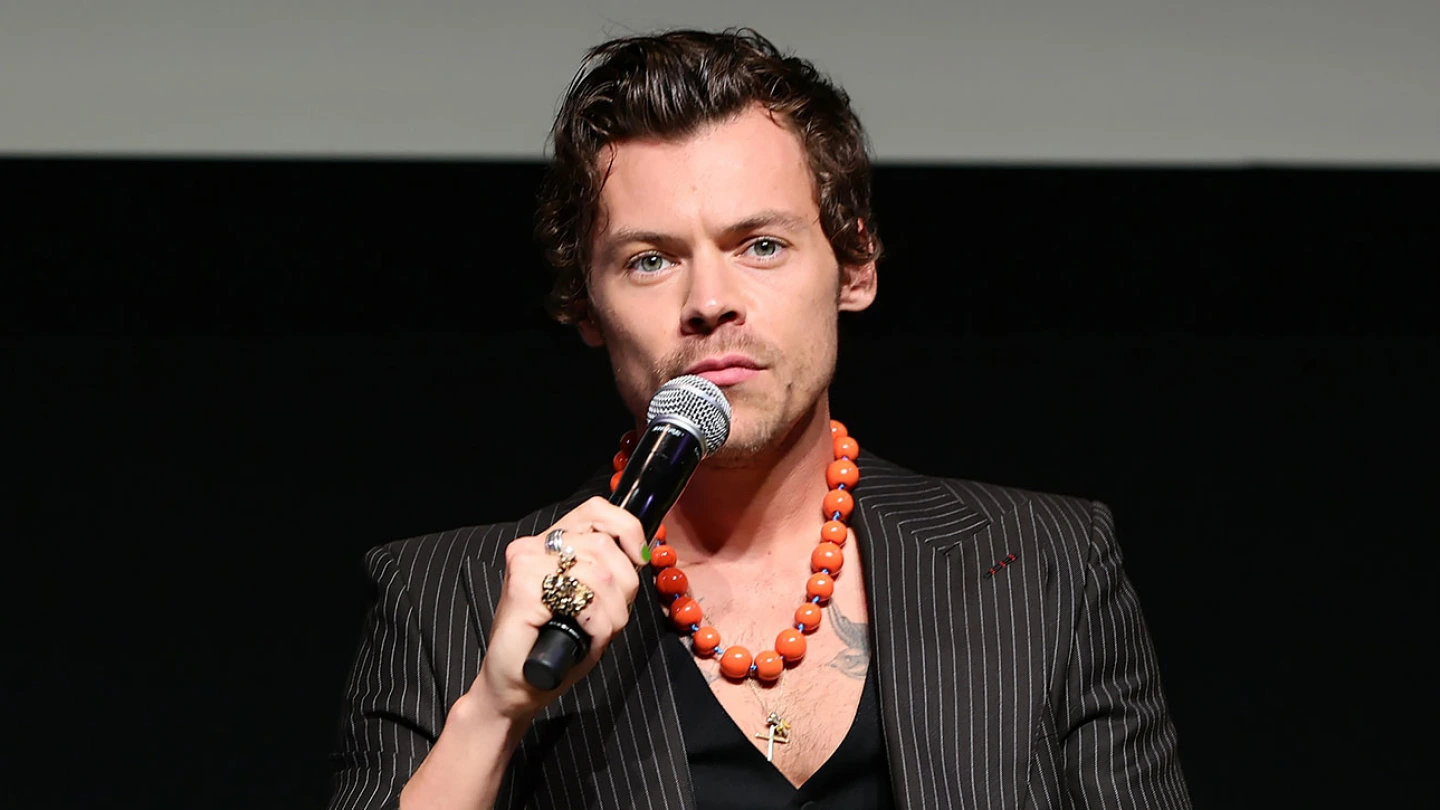 Harry Styles support during sex scenes