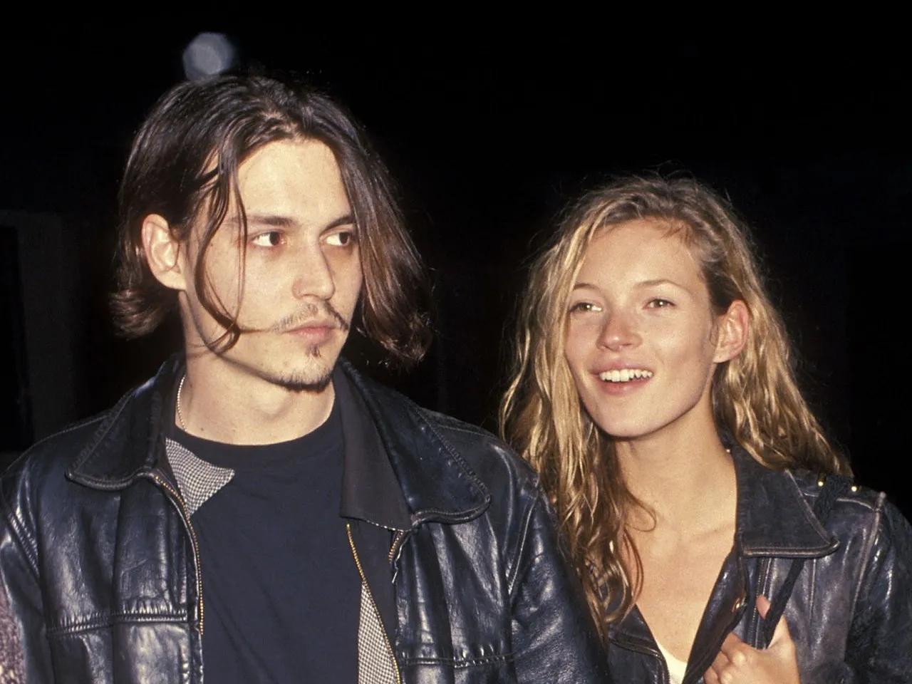 Johnny Depp gave Kate Moss a necklace from his butt!